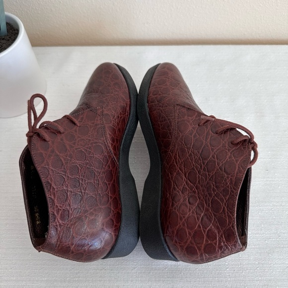 New Trotters Jill Brown Croc Texture Leather Ankle Vintage Booties Women’s 5.5W - Picture 7 of 13